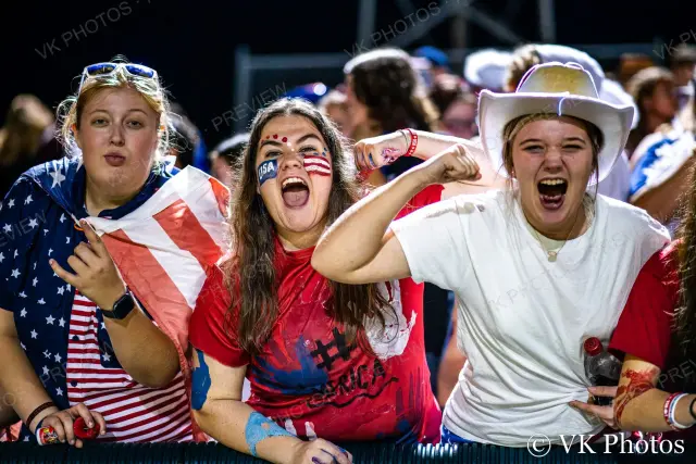 Photo 16 of 125 from 1. Audience Moments, Woodruff vs. Chesnee