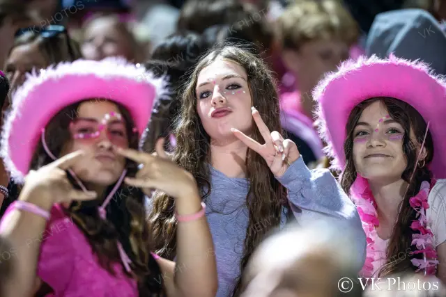 Photo 24 of 128 from 5. Audience, Woodruff vs. Clinton
