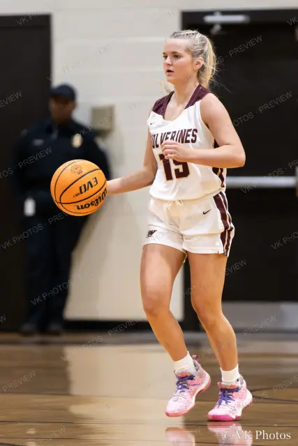 Varsity girls · Home court